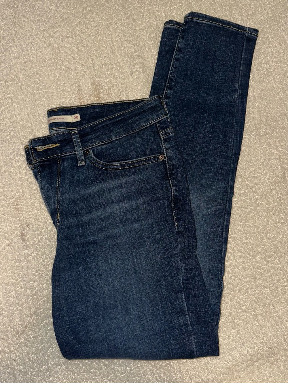 Levi's Dark wash 7/11 Skinny Ankle - Picture 2 of 4